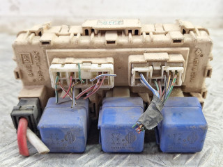 блок реле Nissan Almera N15 [рестайлинг] 1999