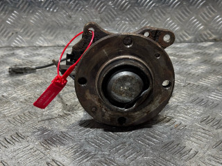 ступица задняя левая Peugeot 307 1 поколение 2002, 1.6 л., бензин, 5МКПП, серебро, хетчбэк 5 дв.