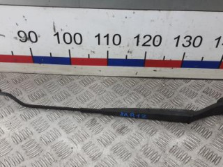 щеткодержатель (поводок стеклоочистителя, дворник) Kia Cerato 1 поколение 2005, 1.5 л., CRDi, дизель, МКПП, хетчбэк 5 дв.