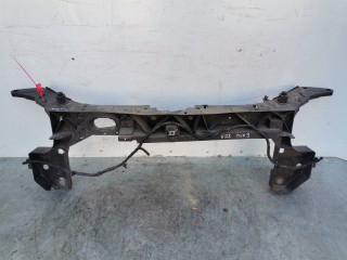 передняя панель крепления облицовки (телевизор) Renault Clio 3 поколение 2006, 1.4 л., K4J 700, бензин, 5МКПП, хетчбэк 5 дв.