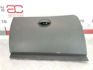 бардачок Renault Duster 1 поколение 2010, 1.5 л., МКПП, внедорожник 5 дв., 6001550895