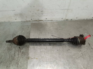 полуось передняя правая (приводной вал, ШРУС) Volkswagen Fox 2 поколение 5Z 2004, 1.4 л., дизель, 5МКПП