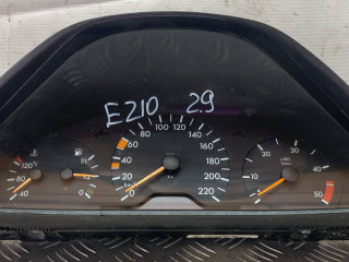 щиток приборов (приборная панель) Mercedes-Benz E-Класс W210/S210 1998, 2.9 л., дизель, 110008827006, 87001345, 88311266