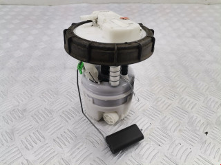 насос топливный Renault Duster 1 поколение 2013, 1.6 л., МКПП, внедорожник 5 дв., 172027786R