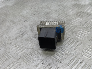 реле накала свечей Renault Megane 4 поколение 2016, 1.5 л., дизель, 110678071R