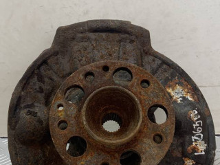 ступица передняя левая Mercedes-Benz A-Класс W168 2001, 1.6 л., бензин, АКПП