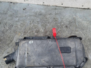 корпус воздушного фильтра Volkswagen Golf 3 поколение 1994, 1.6 л., бензин, 5МКПП, хетчбэк 5 дв., 036129611