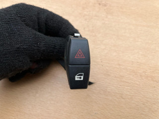 кнопка аварийной сигнализации BMW 5 серия E60/E61 [рестайлинг] 2007, 3.0 л., дизель, АКПП, универсал, 6919506