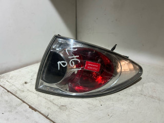 фонарь задний правый Mazda 6 GG 2003, 1.8 л., бензин, 5МКПП, серебро, универсал
