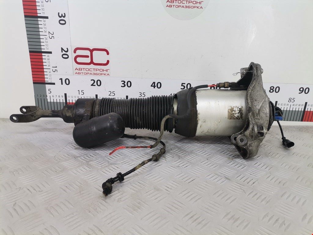 стойка амортизатора Volkswagen Phaeton 1 поколение 2003, 5.0 л., АКПП, седан, 3D0616039N - фото №1