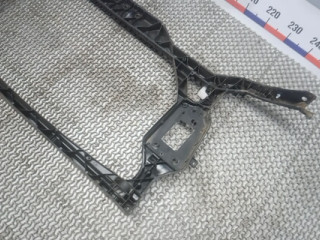 передняя панель крепления облицовки (телевизор) Audi A4 B8/8K 2008, 1.8 л., TFSI, бензин, МКПП, универсал