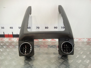 дефлектор обдува салона Land Rover Discovery 3 поколение 2006, 2.7 л., АКПП, внедорожник 5 дв., JBD500150