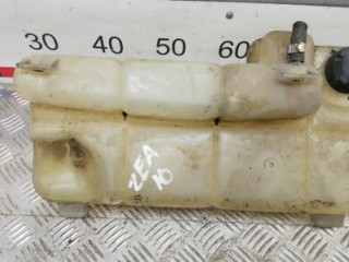 бачок расширительный Dodge Journey 1 поколение 2010, 2.0 л., дизель, МКПП, внедорожник 5 дв.