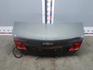 крышка багажника (дверь 3-5) Chevrolet Cruze 1 поколение 2009, 2.0 л., дизель, МКПП, седан, 95950847