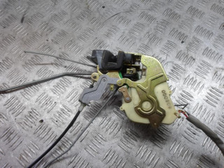 замок двери передней правой Kia Sorento 1 поколение 2005, 2.5 л., дизель, АКПП, внедорожник 5 дв.