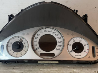 щиток приборов (приборная панель) Mercedes-Benz E-Класс W211/S211 2004, 3.2 л., дизель, АКПП, универсал, A2115400547