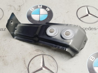 Крепления ( кронштейн ) крыла прав. BMW 2023, 4.4 л., бензин, 416, 7418218