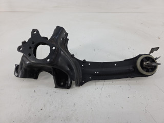 кулак задний правый Volvo XC60 1 поколение [рестайлинг] 2014, 2.0 л., бензин, АКПП, внедорожник 5 дв., 7G915A968