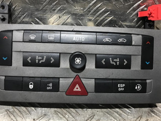 блок управления печки / климат-контроля Peugeot 407 1 поколение 2005, 1.6 л., дизель, универсал, 96573322YW, VP4PUH-18C612-FH