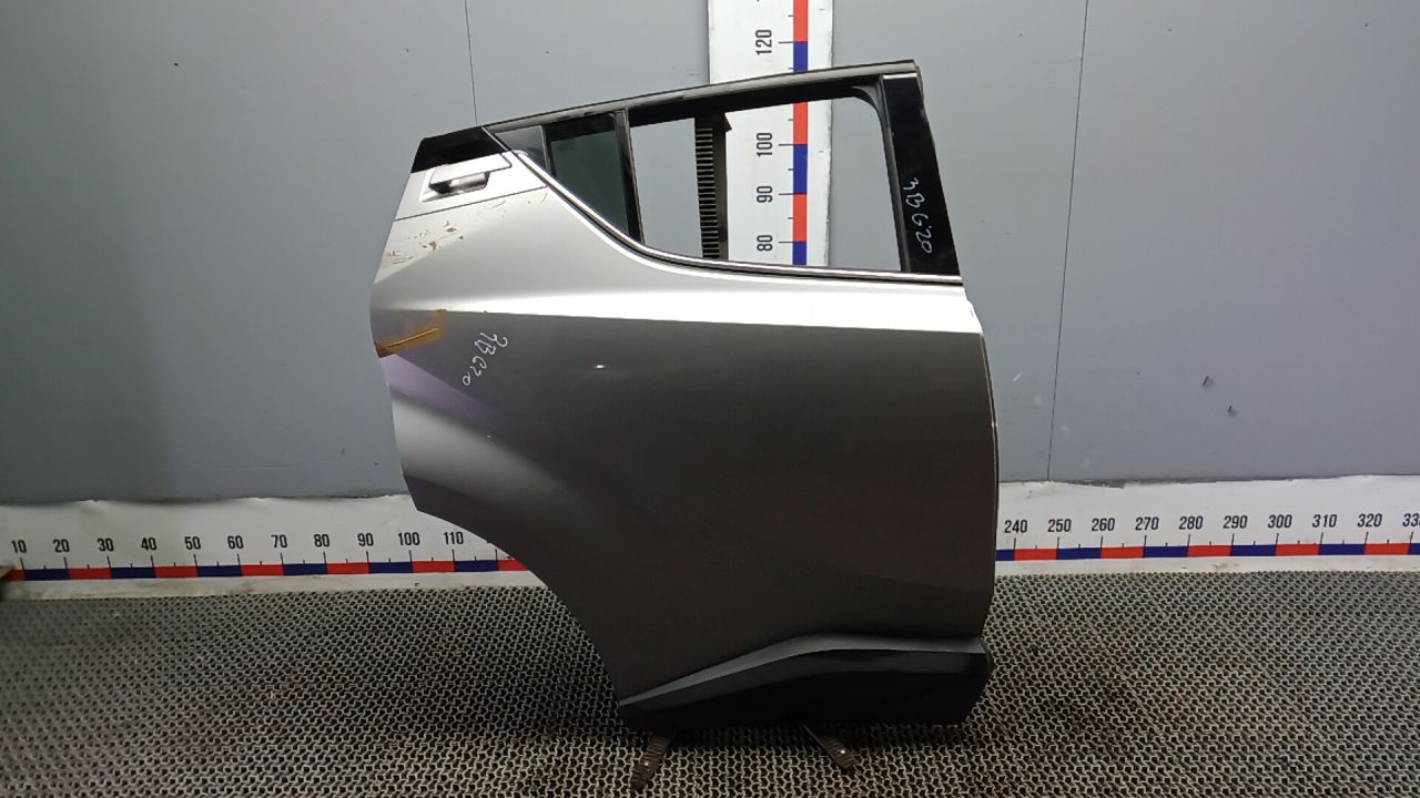 дверь задняя правая Toyota C-HR 1 поколение AX10 2017, 1.2 л., бензин - фото №1