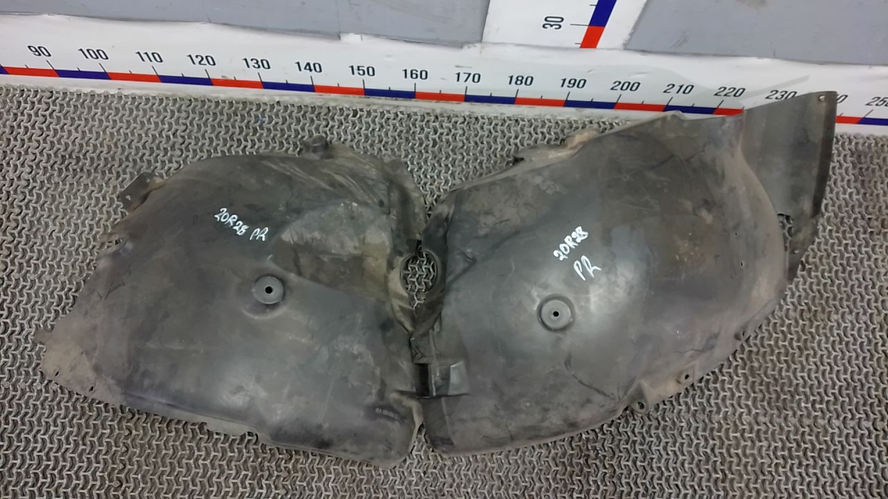 защита арок передняя правая (подкрылок) Mercedes-Benz Sprinter 2 поколение (W906) 2006, 2.2 л., дизель, микроавтобус - фото №1