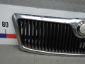 решетка радиатора Skoda Octavia 2 поколение (A5) 2007, 1.9 л., дизель, хетчбэк 5 дв., 1Z0853668 - фото №2