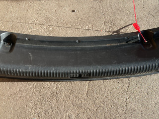 накладка внутренняя на заднюю панель кузова Renault Talisman 1 поколение 2018, 1.5 л., дизель, 6МКПП, седан