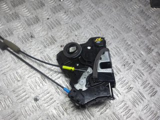 замок двери передней правой Toyota Avensis 3 поколение (T270) [рестайлинг] 2012, 2.2 л., МКПП, универсал