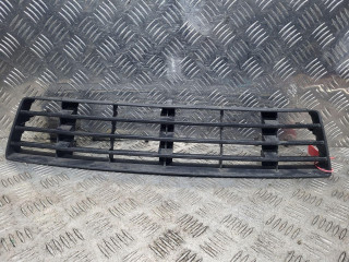 заглушка (решетка) в бампер Audi A6 4B/C5 2000, 2.5 л., дизель, МКПП, универсал, 4B0807683F