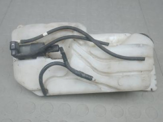 насос (моторчик) омывателя стекла Nissan Qashqai 1 поколение 2007, 2.0 л., бензин, МКПП, внедорожник 5 дв.