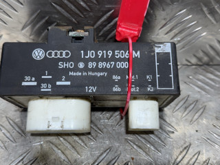 блок управления вентилятором (реле) Volkswagen Golf 5 поколение 2005, 1.6 л., BLP, бензин, АКПП, хетчбэк 5 дв.