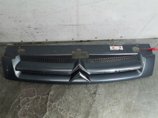 решетка радиатора Citroen Berlingo 1 поколение (M59) [рестайлинг] 2005, 1.9 л., дизель, 5МКПП