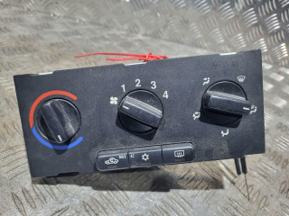 блок управления печки / климат-контроля Opel Zafira 1 поколение (A) [рестайлинг] 2004, 2.2 л., минивэн, 501963