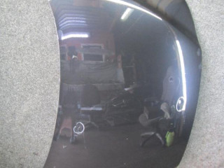 капот Volvo V70 2 поколение [рестайлинг] 2005, 2.4 л., МКПП, универсал