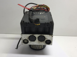 блок ABS Renault Twingo 1 поколение [2-й рестайлинг] 2001, 1.2 л., бензин, 5МКПП, хетчбэк 5 дв., 8200034011-A, 06TEXAAY2, 10.0204-0280.4, 3X0658, 10.0948-1401.3