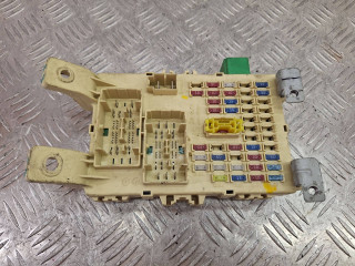 блок предохранителей Kia Rio 3 поколение 2013