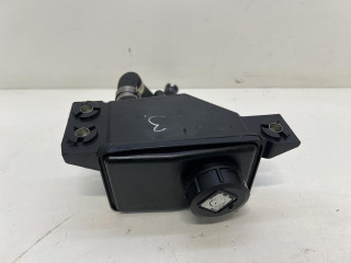 бачок гидроусилителя Maserati Quattroporte 6 поколение 2013, 3.0 л., бензин, АКПП, вишневый, седан, полный привод, правый руль, 670006577