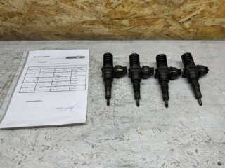 форсунка Volkswagen Passat B6 2007, 2.0 л., дизель, 038130073BQ, 0414720312
