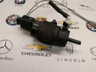 насос (моторчик) омывателя стекла Audi A6 4G/C7 [рестайлинг] 2015, 2.0 л., бензин, 8K5955647