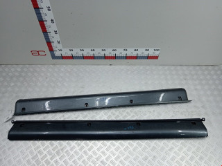 комплект накладок на пороги (внутренние) Hyundai Terracan 1 поколение 2004, 2.9 л., АКПП, внедорожник 5 дв.