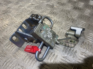 петля двери Volkswagen Golf 6 поколение 2010, 1.6 л., CAYA, дизель, 5МКПП, хетчбэк 5 дв., 1K0831412Q