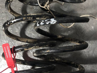 пружина задняя Volkswagen Passat B5 1999, 1.6 л., AHL, бензин, 5МКПП, седан