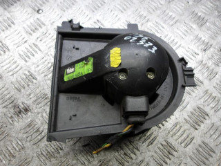 моторчик печки Volkswagen Passat B5 [рестайлинг] 2002, 1.9 л., дизель, МКПП, универсал, 8D1819021A