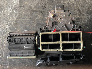 корпус отопителя (печки) Chevrolet Equinox 3 поколение 2020, 1.5 л., бензин, АКПП, синий, внедорожник 5 дв., передний привод