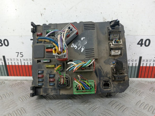 Блок BSI Citroen C5 1 поколение 2004, 2.2 л., МКПП, универсал, 9652585780