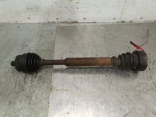 полуось передняя правая (приводной вал, ШРУС) Volkswagen Passat B5 [рестайлинг] 2002, 1.6 л., бензин, 5МКПП, универсал