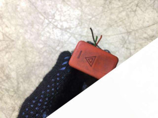 кнопка аварийной сигнализации Land Rover Range Rover 2 поколение 1998