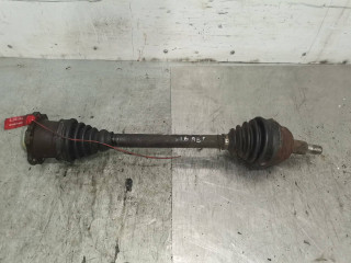 полуось передняя левая (приводной вал, ШРУС) Volkswagen Golf 4 поколение 1998, 1.6 л., AKL, бензин, АКПП, хетчбэк 5 дв.