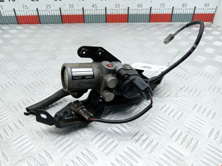 цилиндр тормозной главный Toyota 2006, 1.5 л., АКПП, хетчбэк 5 дв., 4720747010