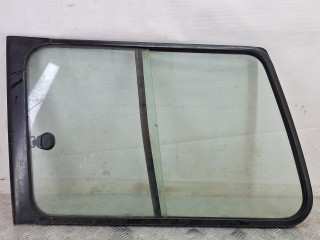 стекло кузовное боковое левое Mitsubishi Pajero 2 поколение [рестайлинг] 1998, 2.8 л., дизель, АКПП